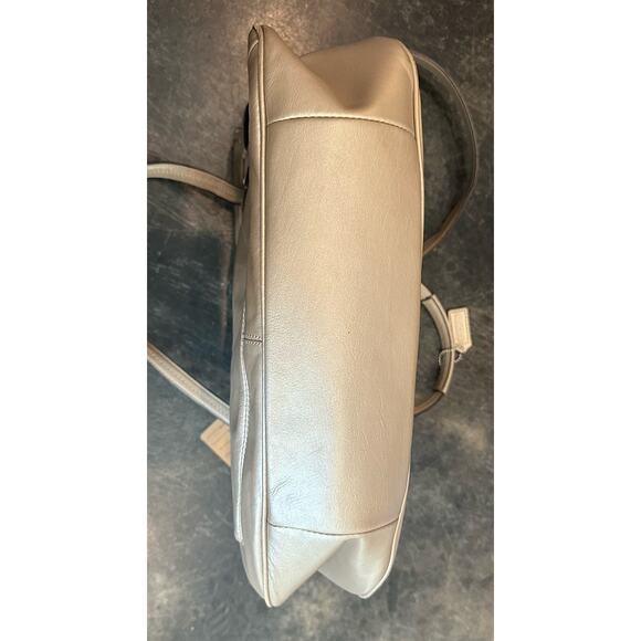 COACH Purse Leather Taylor Marin Flap Satchel Handbag Shoulder Bag Champ. Gold - Picture 13 of 16